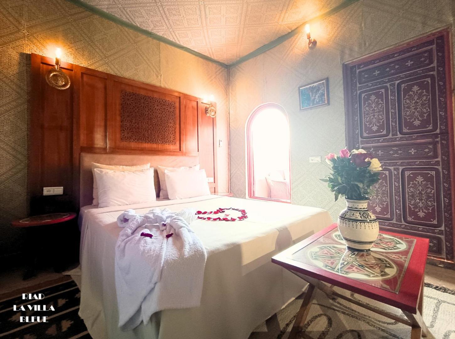 Riad La Villa Bleue & Spa Marrakesh Exterior photo